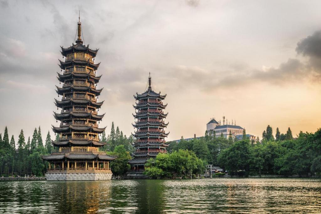 Guilin Lotus Hotel Exterior foto